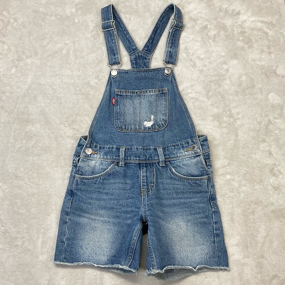 Levi’s Denim Shortalls Overall Jean Shorts & Stranger Things Tee Girls 7 / 8 - Picture 2 of 6